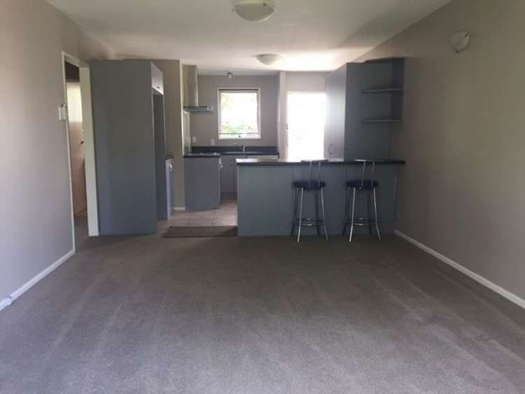 2/24 Hayton Road Wigram_5