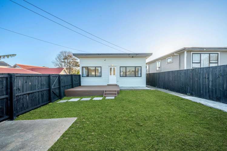 1/143 Wyllie Road_0