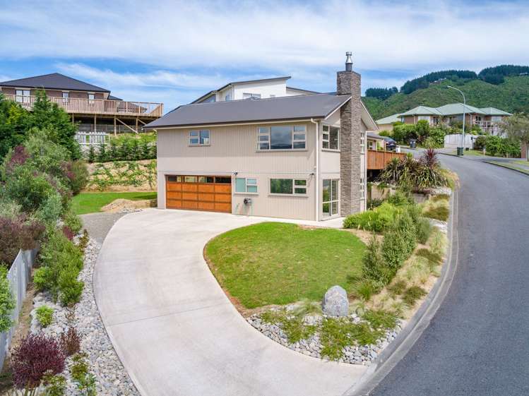 4 Frankie Stevens Place Riverstone Terraces_22