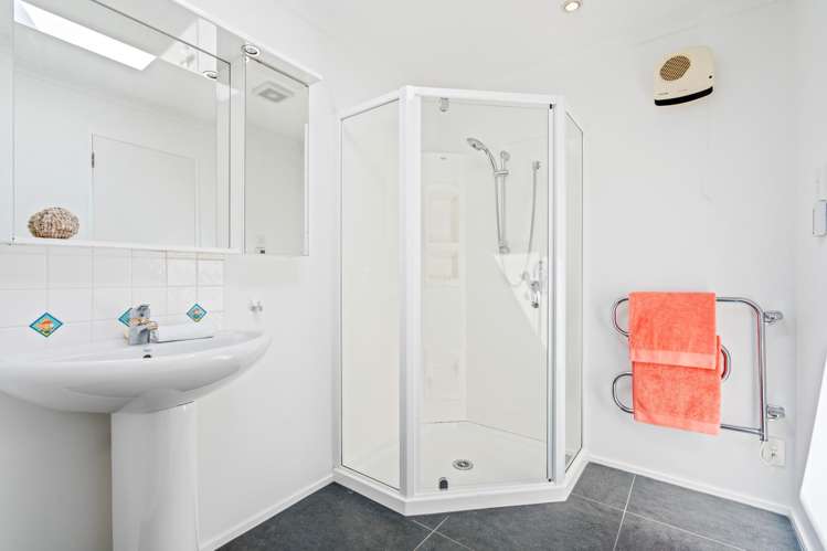 78 Cliffs Road Saint Clair_15