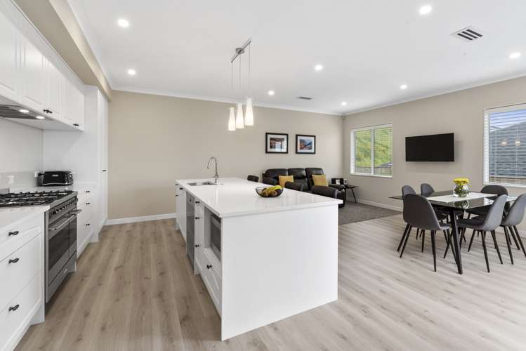 158 Arran Point Parade Orewa_23