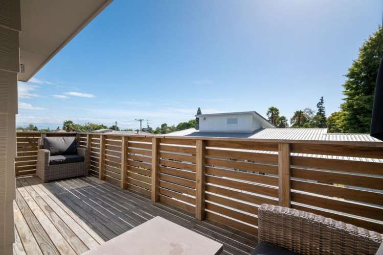 2/10 Chisnall Street Stoke_11