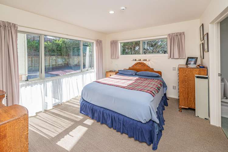 10 Lithgow Drive Otamatea_11