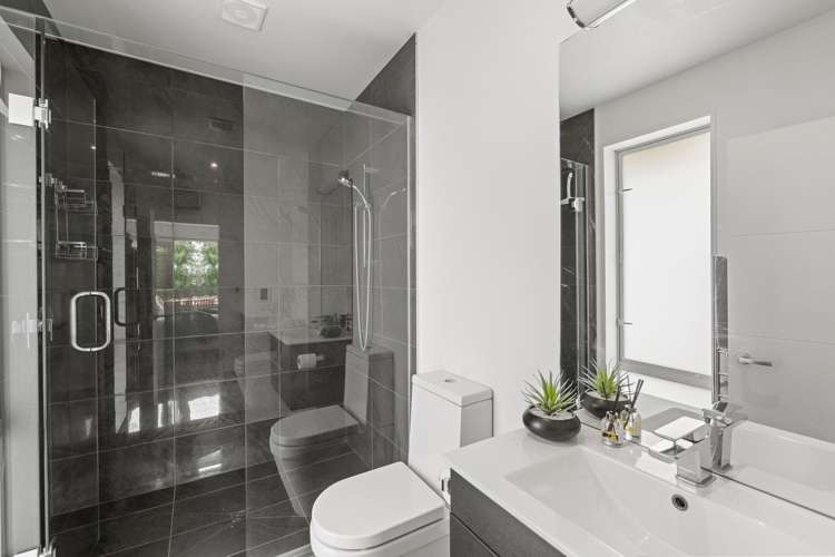 165 Estuary Road South New Brighton_16