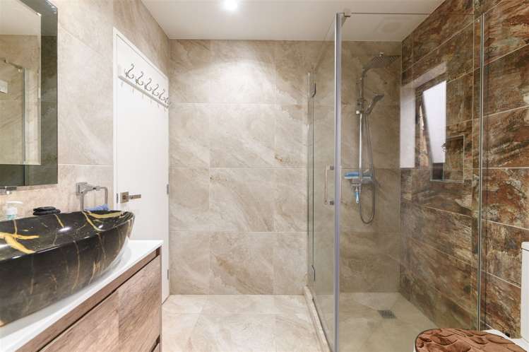 55 Wickman Way Mangere East_13