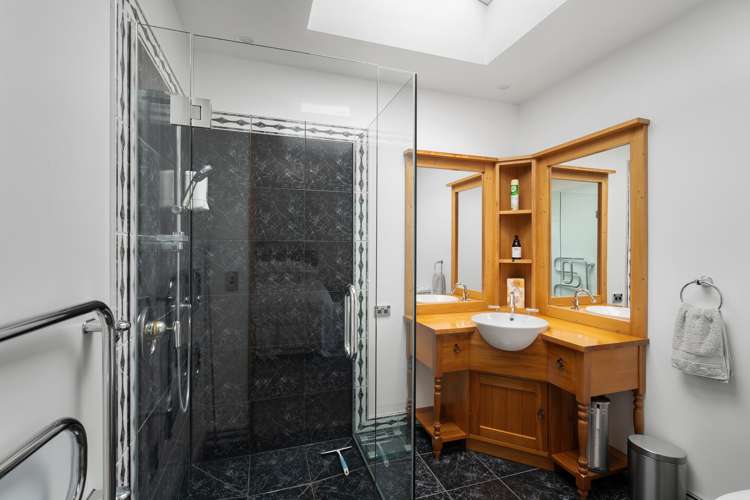 8 Baker Grove Wanaka_8