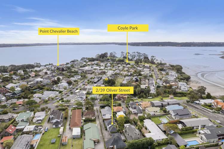 2/39 Oliver Street Point Chevalier_24