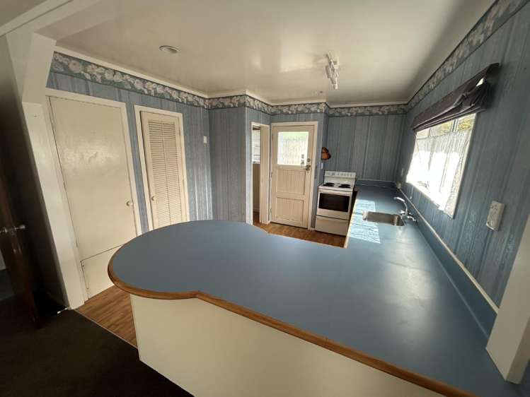 15A Lewis Street 1071_1