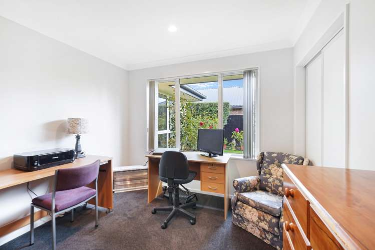 10 Charlie Stanton Place Shirley_9