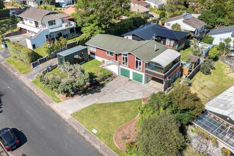 4 Torbay Heights Torbay_11