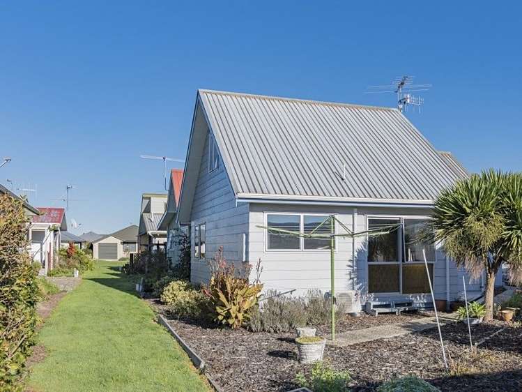 8 Ashcroft Place Richmond_6