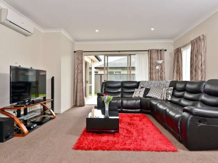 42 Saxbys Road Glenview_3