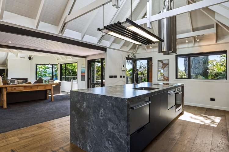 14 Taharepa Road Hilltop_9