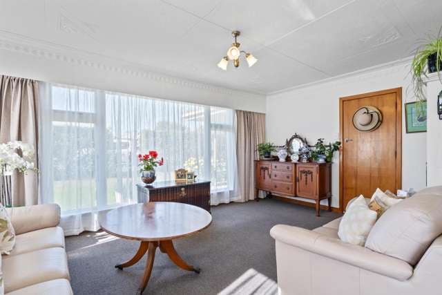 586 Tay Street Hawthorndale_4