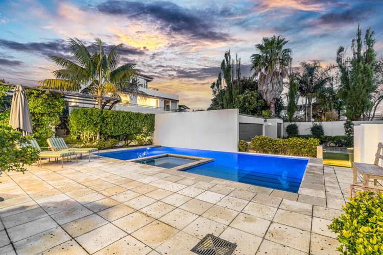 216 Garnet Road Westmere_18