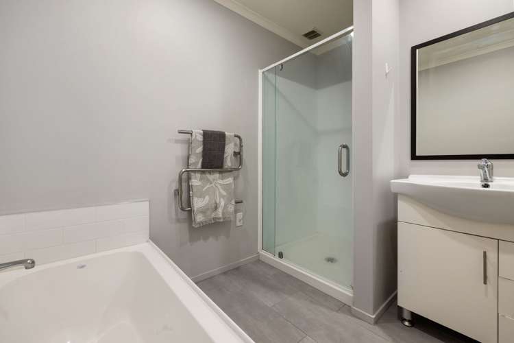 6 Queens Park Crescent Frankton_15