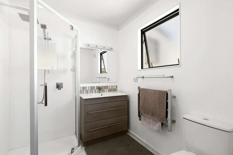 18 Feary Crescent Takaka_5