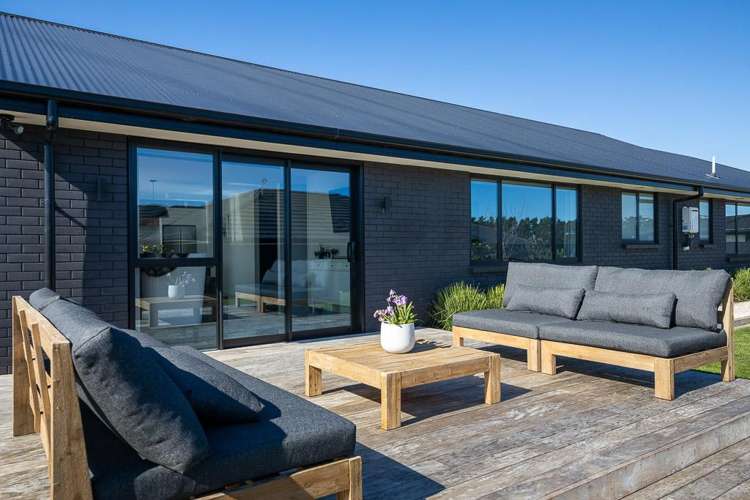 29 Honeyfield Drive Whalers Gate_20