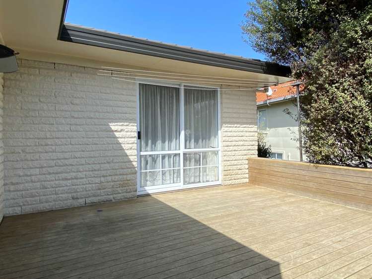 24 Kuripaka Crescent The Gardens_7