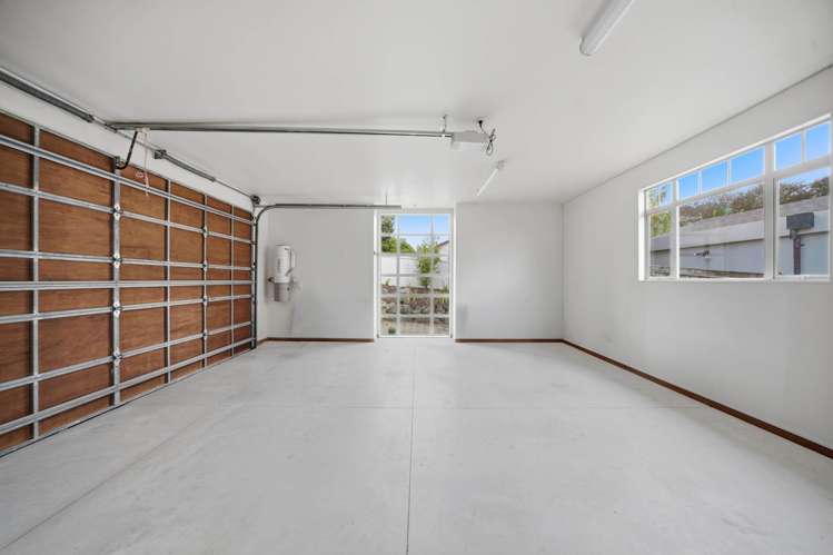 6 Rosella Place Murrays Bay_28