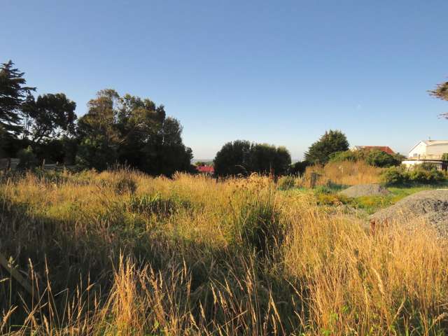 1/213 Bann Street Bluff_2