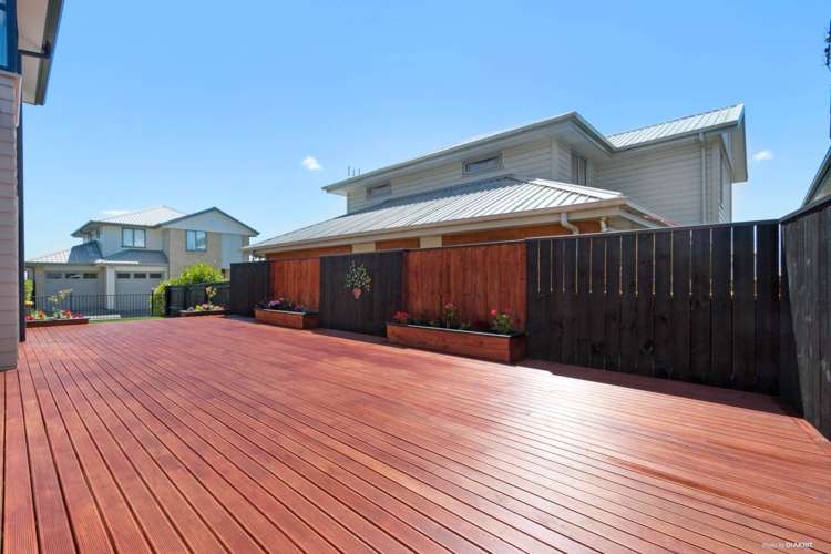 17 Hirimate Place Flat Bush_12