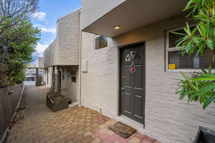 3/6 Suburb Street Queenstown_20