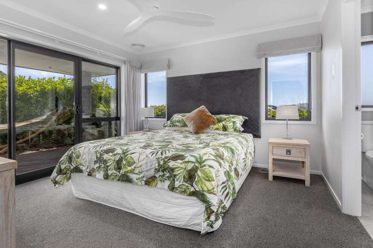 2 Roundhouse Close Whitby_16