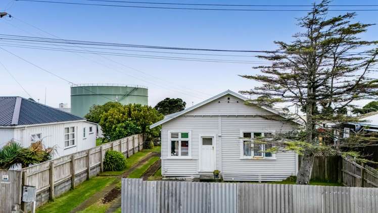 10 Harbour Street Moturoa_11