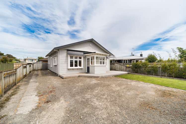 132 Ferguson Street West End_19