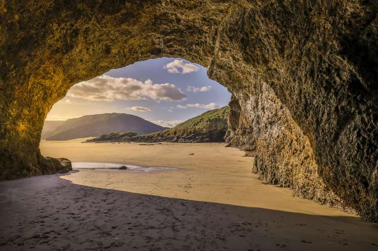 7 Tasman View Road Bethells Beach_27