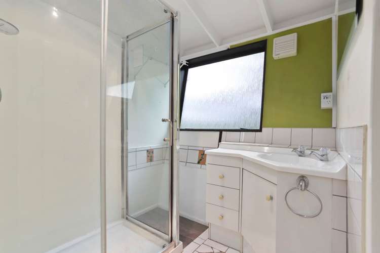 43 Birdwood Road Swanson_11