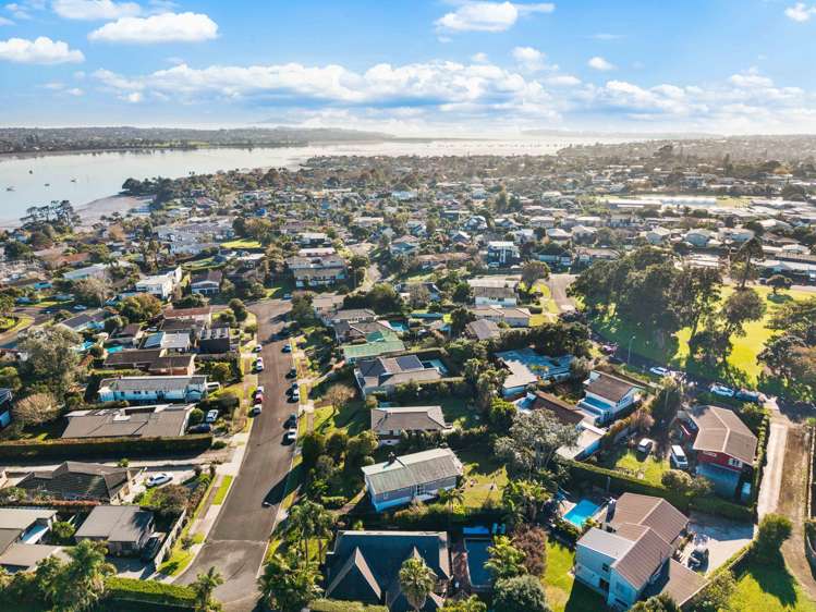 14 Janet Street Sunnyhills_15
