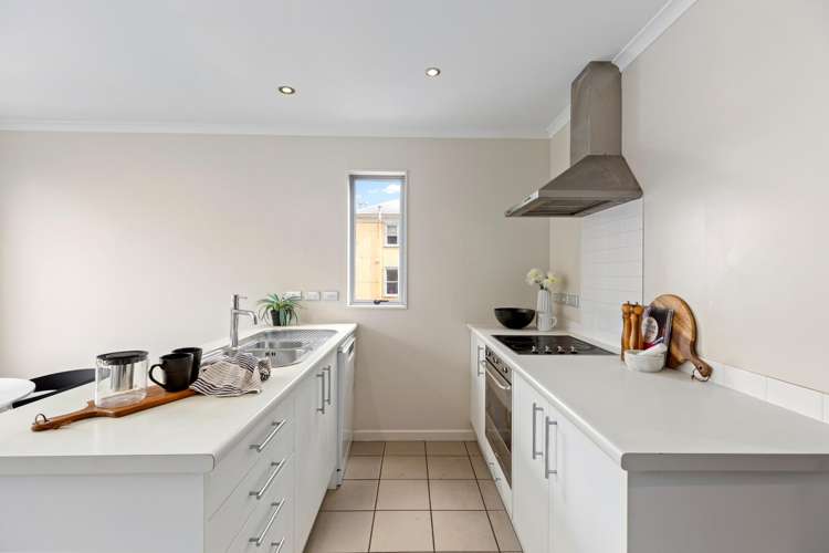 29/37 Daniell Street_3