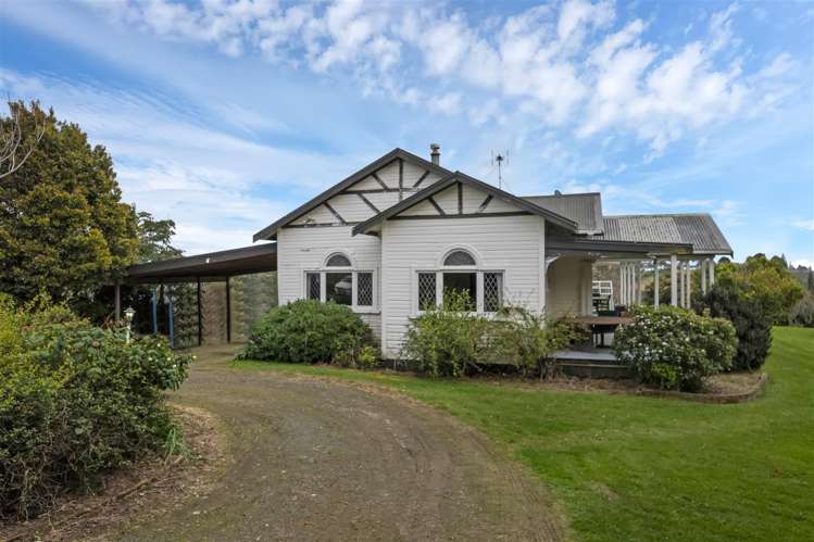 375 Whitford Road Whitford_9