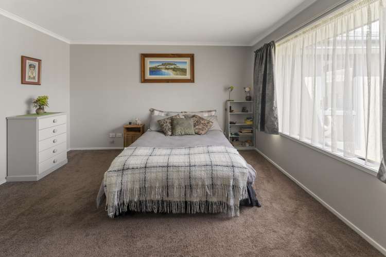 19 Templemore Drive Richmond_16