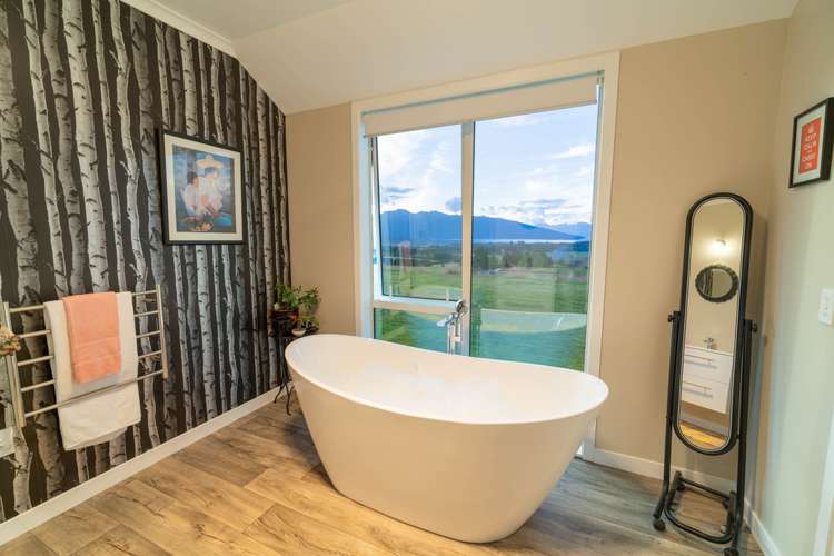 113 Ramparts Road Te Anau_17