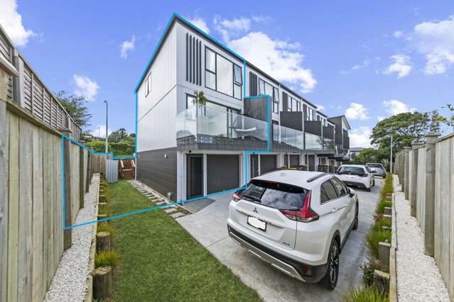 3 Master Bedrooms Townhouse