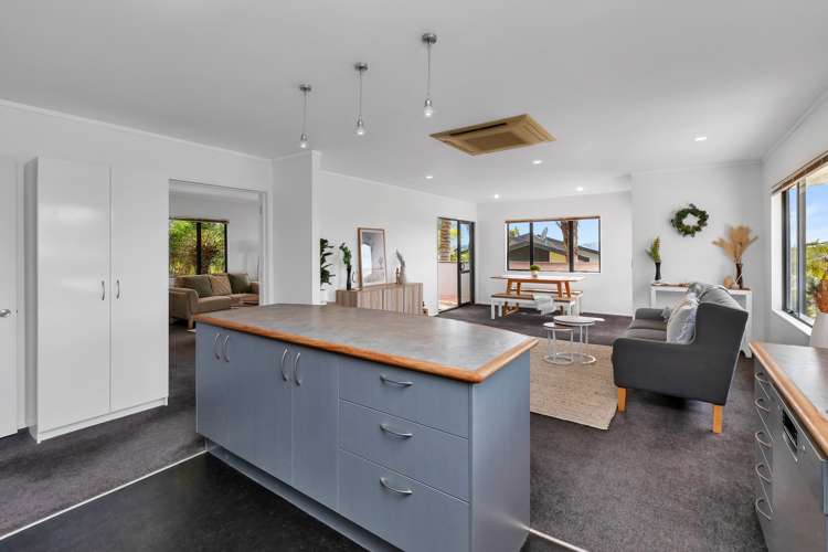 26 Magnolia Avenue Kamo_9