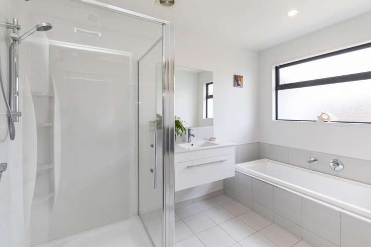 37 Little Oaks Drive Yaldhurst_9