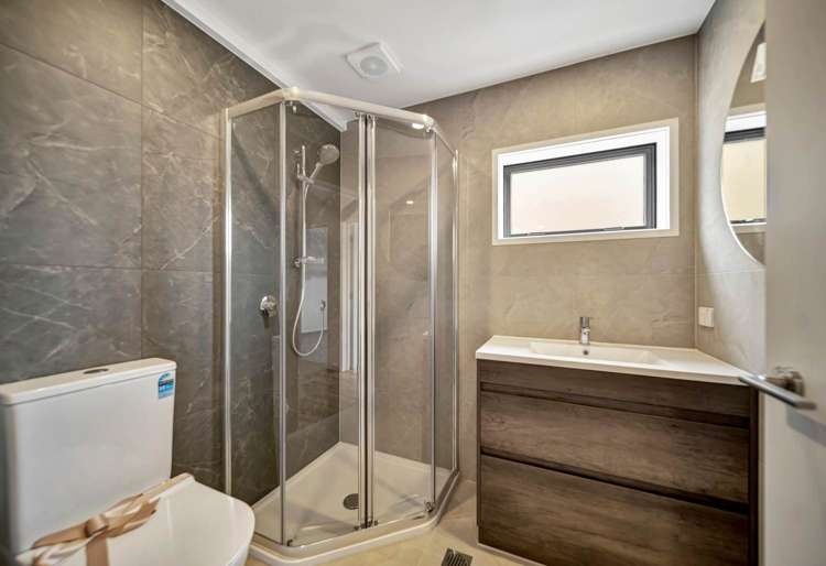 102/7 Newelm Lane Flat Bush_14