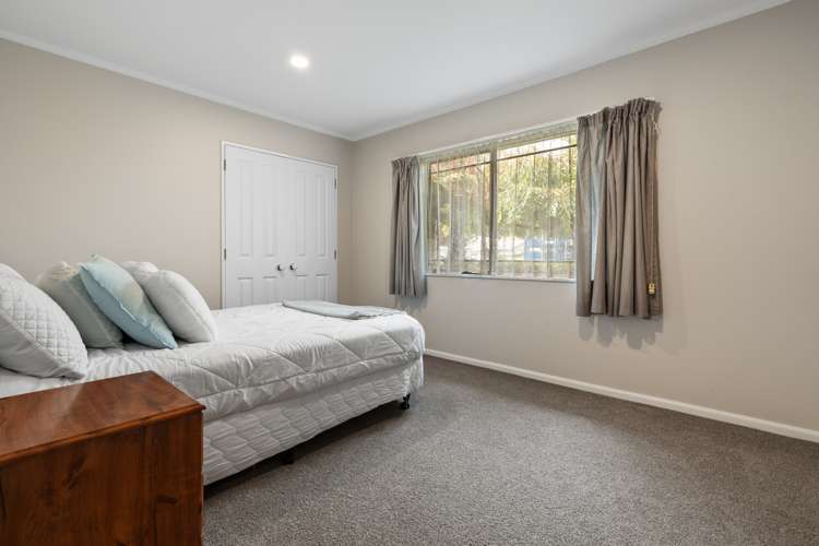 7 Longford Park Drive Takanini_12