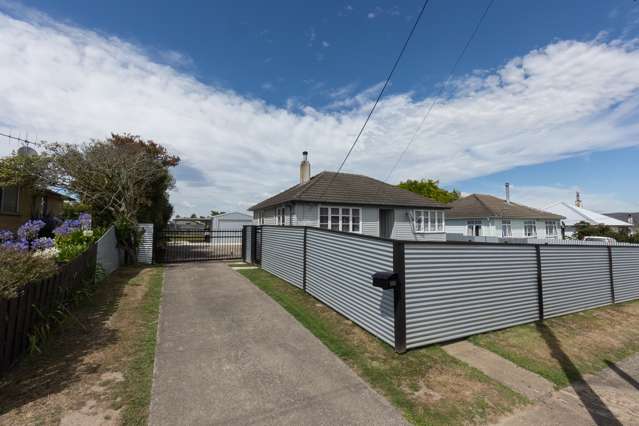 21 Freyberg Terrace Waipukurau and Surrounds_1