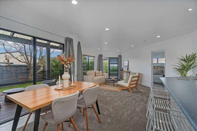 11 Morcom Drive Cooks Beach_2