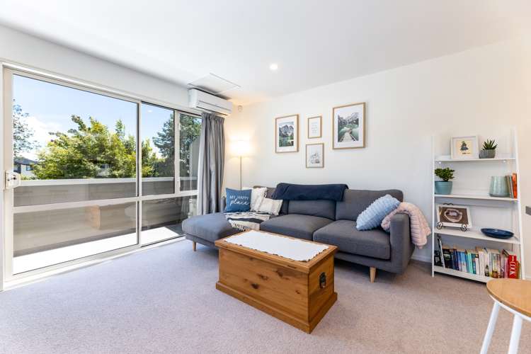 2a Defoe Place Waltham_6