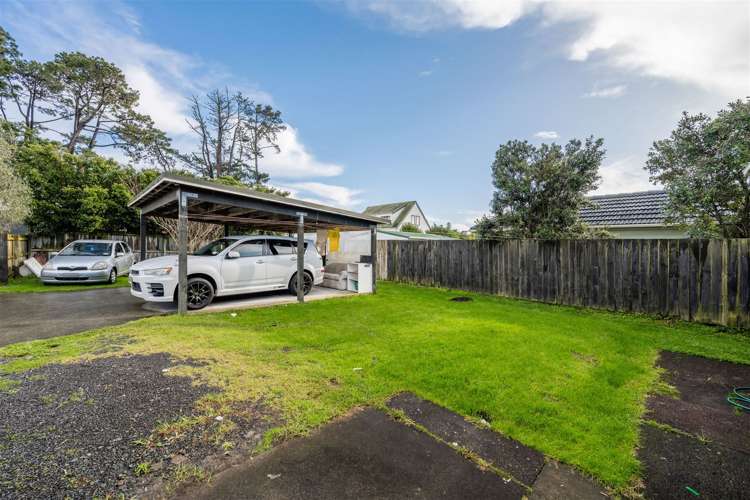 139 Portage Road New Lynn_5