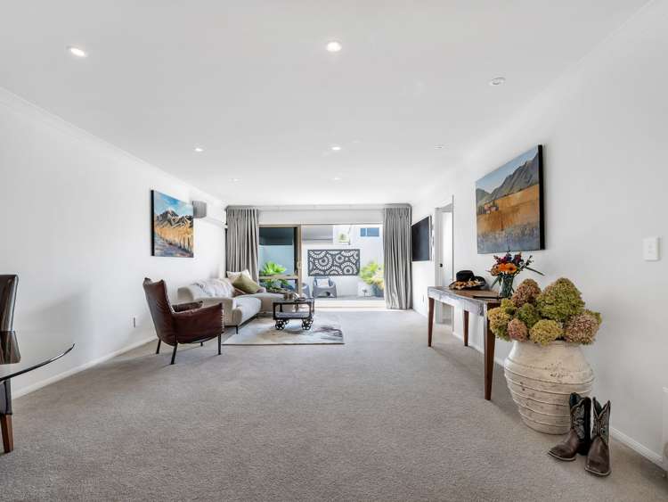 5/1328 Pukuatua Street_5