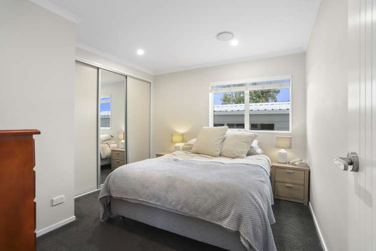 2/140a Hepburn Road Glendene_16