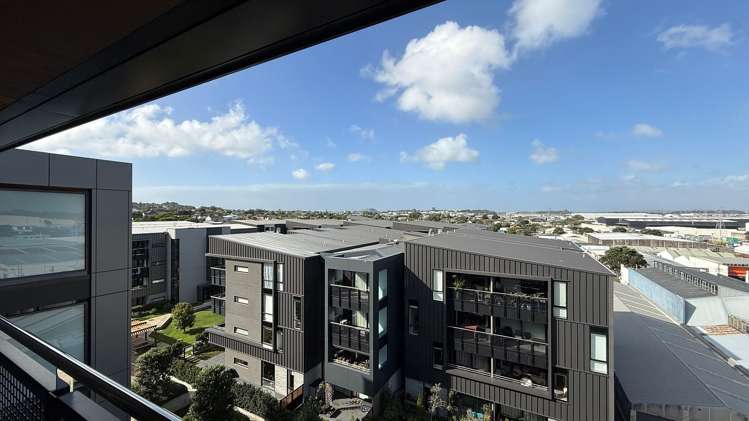 602R/11B Spring Street Onehunga_0