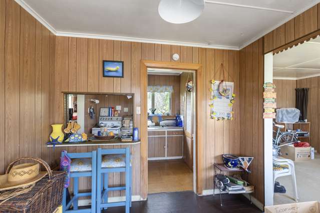 22 Wharemauku Road Raumati Beach_2